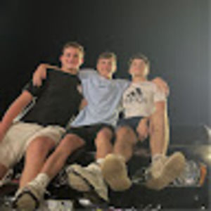 Meet your Posher, Christos